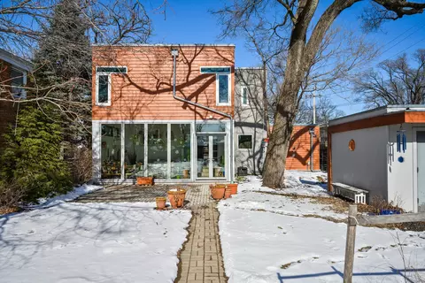 Exterior - 525 Berkeley Rd, Riverside, IL 60546 photo 2 of 5