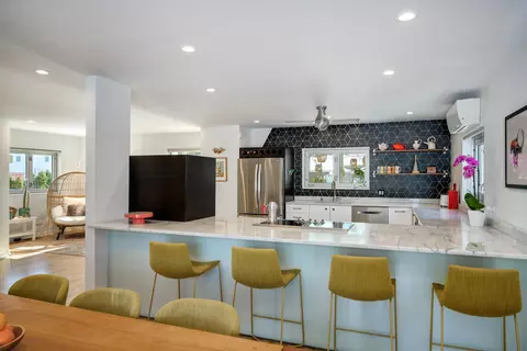 Kitchen - 525 Berkeley Rd, Riverside, IL 60546 photo 1 of 2