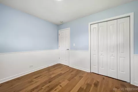 Bedroom - 2010 Paddock Ln, Wheaton, IL 60187 photo 3 of 6