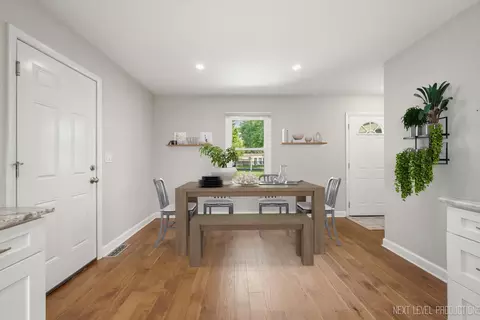 Dining - 2010 Paddock Ln, Wheaton, IL 60187 photo 1 of 1