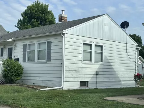 918 14th Ave, Fulton, IL 61252