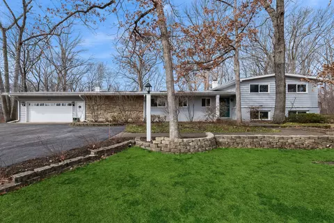 1478 Shawnee Trl, Riverwoods, IL 60015
