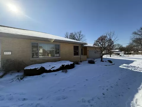 144 E Jackson St, Elmhurst, IL 60126 photo 2