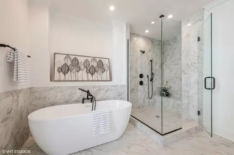 Bath - 350 61st St, Willowbrook, IL 60527 photo 2 of 3