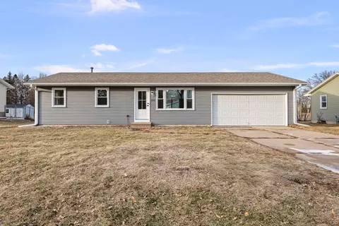 222 S Park View Dr, Park View, IA 52748