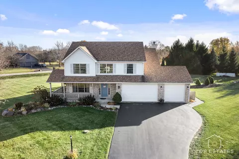 View/Area - 2303 Fox Bluff Ln, Spring Grove, IL 60081 photo 1 of 7