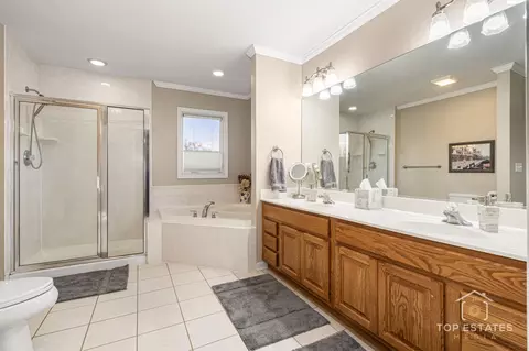 Bath - 2303 Fox Bluff Ln, Spring Grove, IL 60081 photo 1 of 2