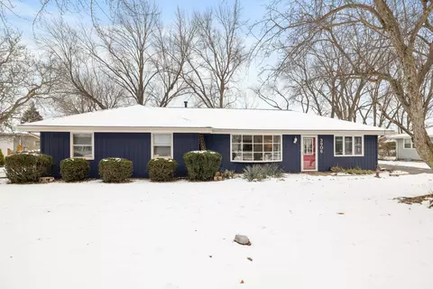 3906 Leominster Ave, Joliet, IL 60431