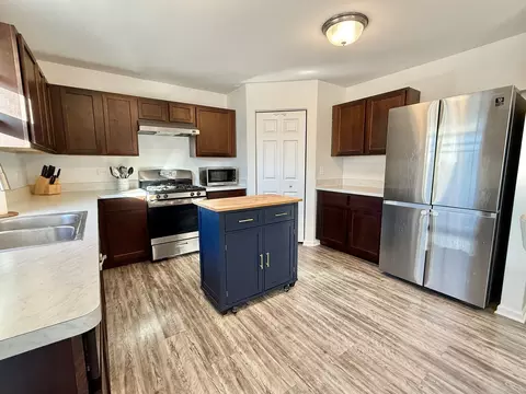 Kitchen - 1013 Daniel St, Plano, IL 60545 photo 1 of 2