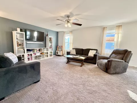 Living - 1013 Daniel St, Plano, IL 60545 photo 1 of 2