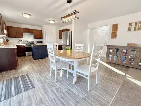 Dining - 1013 Daniel St, Plano, IL 60545 photo 1 of 2
