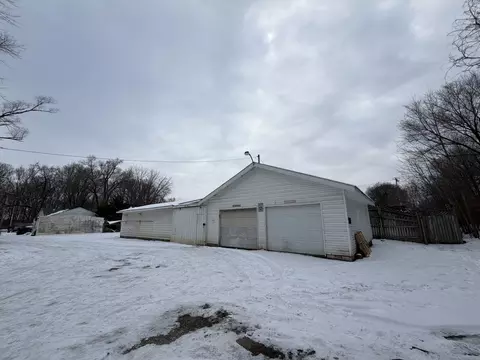 2308 E Main St, Urbana, IL 61802