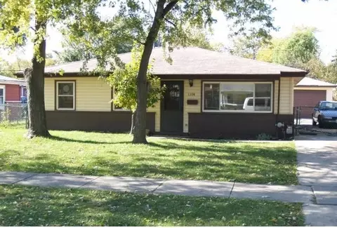 1394 Forest Pl, Calumet City, IL 60409