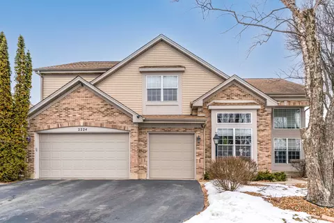 2224 Barrett Dr, Algonquin, IL 60102