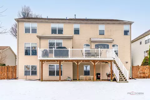 Exterior - 2224 Barrett Dr, Algonquin, IL 60102 photo 5 of 6