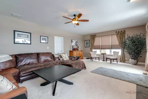 Living - 2224 Barrett Dr, Algonquin, IL 60102 photo 1 of 4