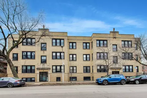 Undisclosed, Chicago, IL 60657 photo 3