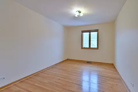 Bedroom - 7324 W Lunt Ave, Chicago, IL 60631 photo 5 of 8