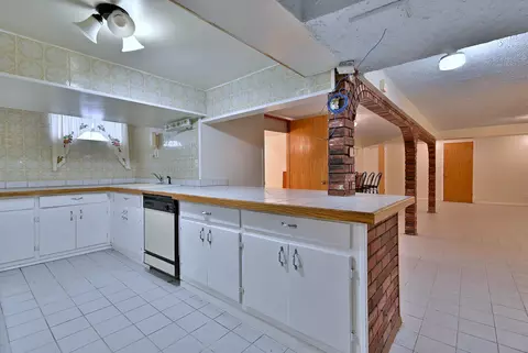 Kitchen - 7324 W Lunt Ave, Chicago, IL 60631 photo 4 of 4
