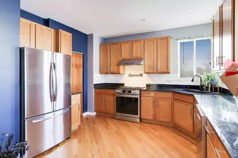 Kitchen - 1605 Cascade Ridge Dr, Plainfield, IL 60586 photo 1 of 3