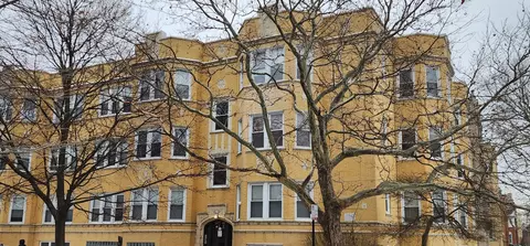 2259 W Rosemont Ave #G, Chicago, IL 60659