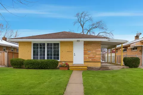 3822 Fargo Ave, Skokie, IL 60076