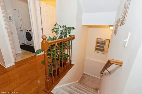 Entry Way - 152 Orchards Pass, Bartlett, IL 60103 photo 6 of 6
