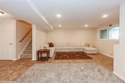 Living - 152 Orchards Pass, Bartlett, IL 60103 photo 3 of 3