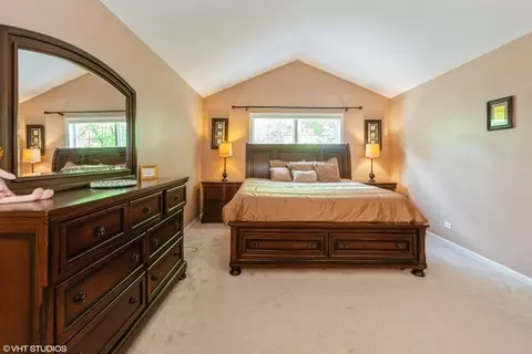 Bedroom - 152 Orchards Pass, Bartlett, IL 60103 photo 3 of 4