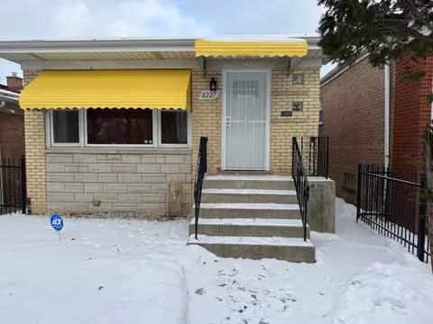 8227 S Wentworth Ave, Chicago, IL 60620