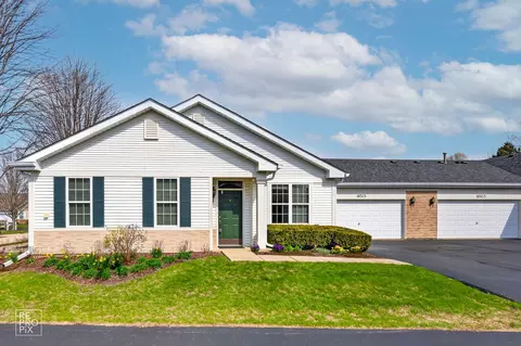 16501 Buckner Pond Way #16501, Crest Hill, IL 60403