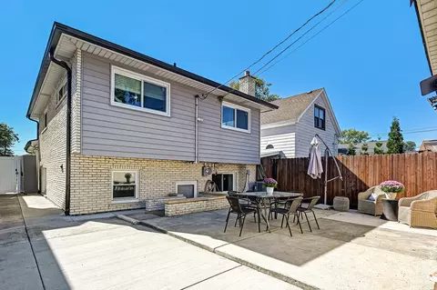 7702 W 66th St, Bedford Park, IL 60501 photo 26