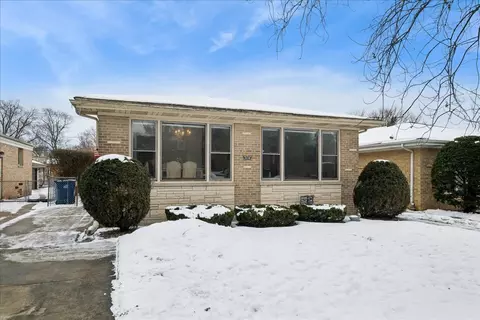 718 Lawler Ave, Wilmette, IL 60091