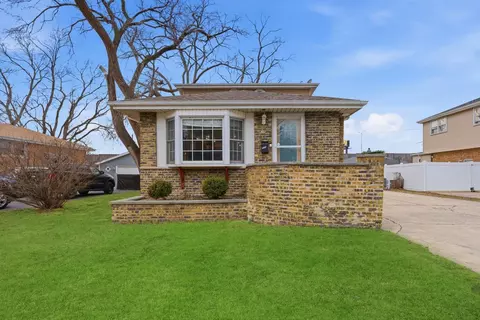 10716 S Nashville Ave, Worth, IL 60482