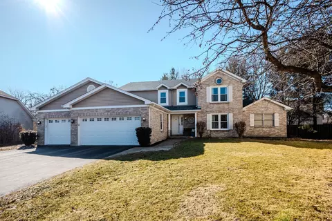 1447 Baldwin Ct, Naperville, IL 60565