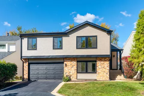 112 Ironwood Ct, Rolling Meadows, IL 60008