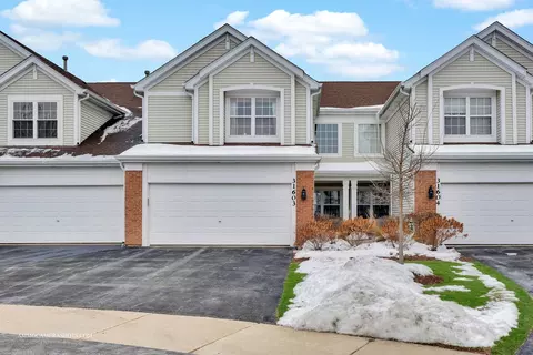 31603 Kline Cir, Warrenville, IL 60555