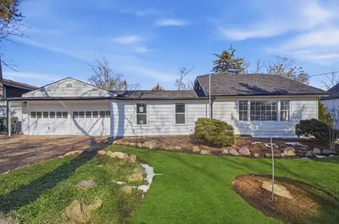 128 S Channel Dr, Round Lake Beach, IL 60073