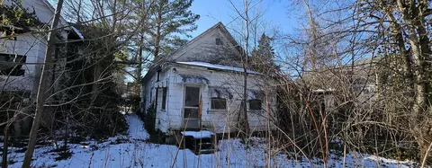 216 N Delaware St, Mounds, IL 62964