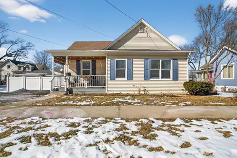 519 S Washington St, Lockport, IL 60441