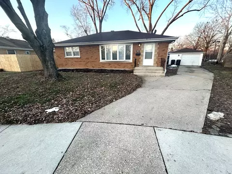 656 E 159th Pl, South Holland, IL 60473