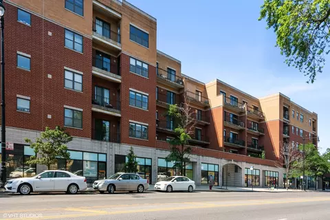 3125 W Fullerton Ave #419, Chicago, IL 60647