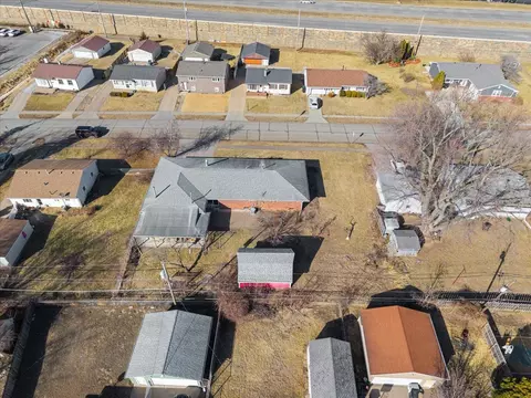 View/Area - 4816 44th Ave, Moline, IL 61265 photo 3 of 3