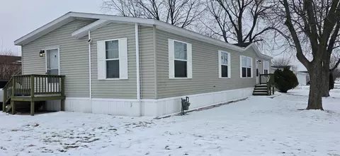 102 Apple Ln, Bourbonnais, IL 60914