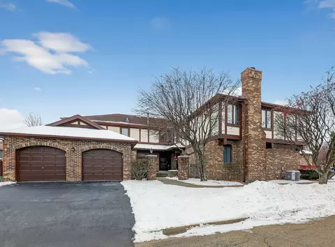 12233 S Dogwood Ln #B2, Palos Heights, IL 60463