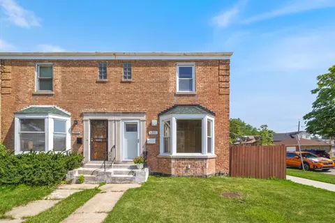 5300 W Foster Ave, Chicago, IL 60630