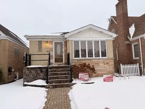 4918 N Moody Ave, Chicago, IL 60630