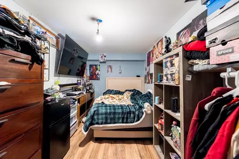 Bedroom - 730 E Benton St, Aurora, IL 60505 photo 4 of 5