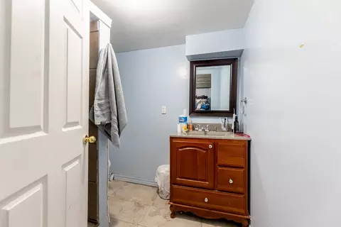 Bath - 730 E Benton St, Aurora, IL 60505 photo 2 of 2