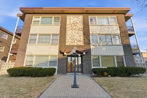 3001 N Paris Ave #207, River Grove, IL 60171
